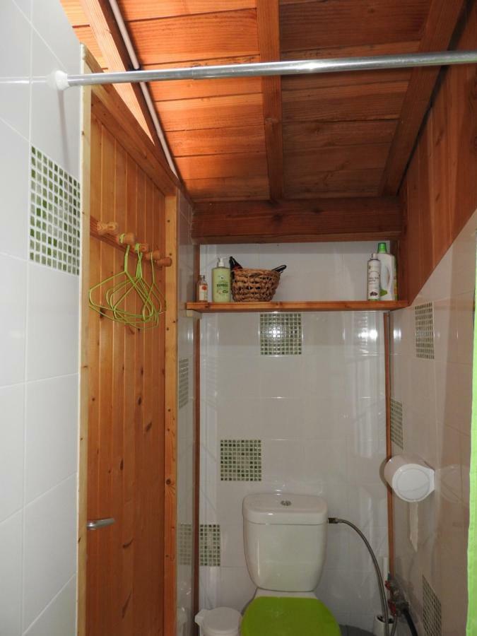 La Maison Ronde Et Ses 2 Cahutes Monthoiron Екстер'єр фото